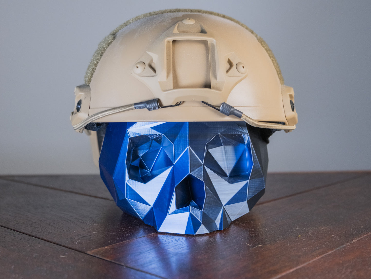 Low Poly Skull Hat/Helmet/Beret Stand